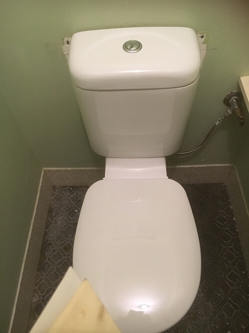 Everyday Plumbers Residential Leaking Toilets Plumber - Replacement of WC Suite Closed Lid 2662