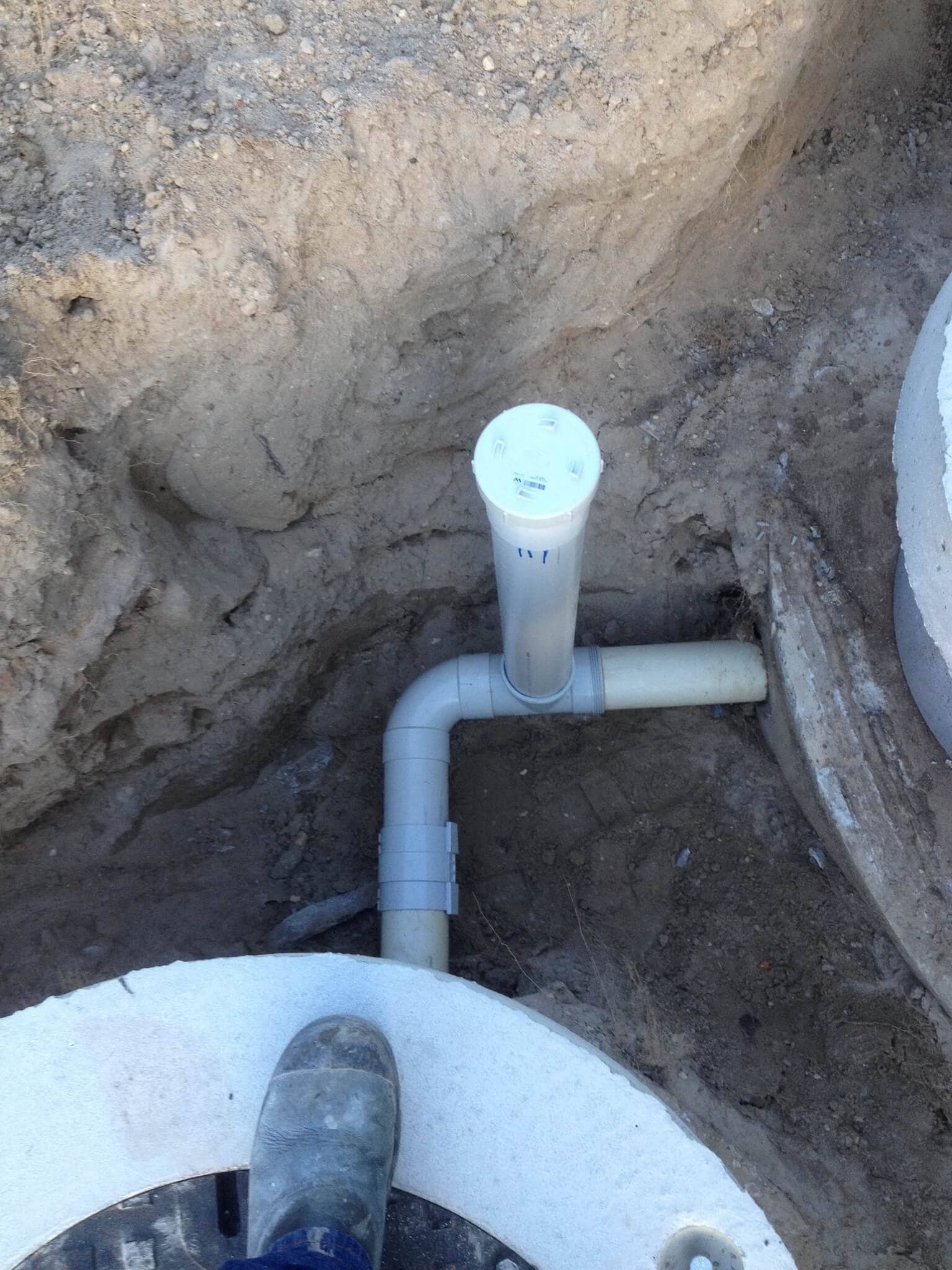 Everyday Plumbers Commercial Plumbing Services - Strata Plumbing Septics and Leach Drains 2147-1