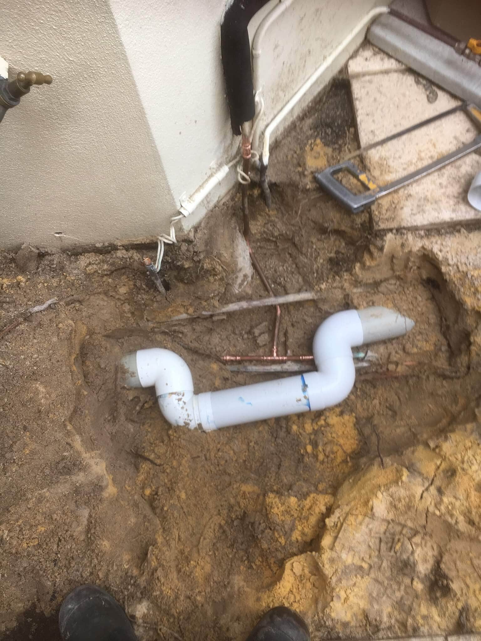 Everyday Plumbers Residential Corroded Pipes Repair - PVC Pipe White U Shape 2055